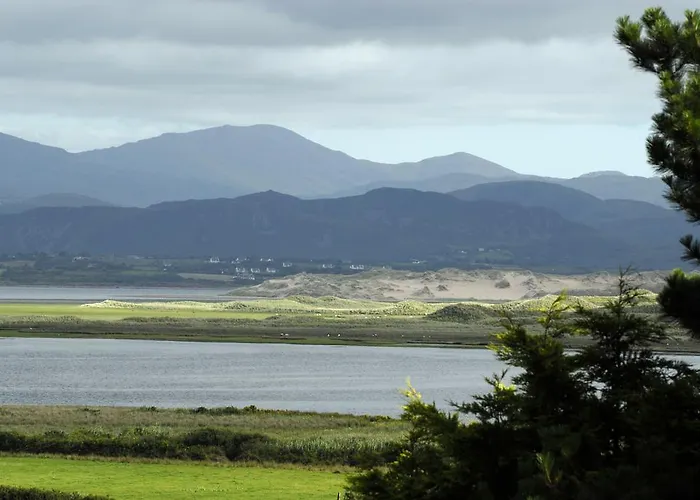 Shamrock House Bed & Breakfast Killarney