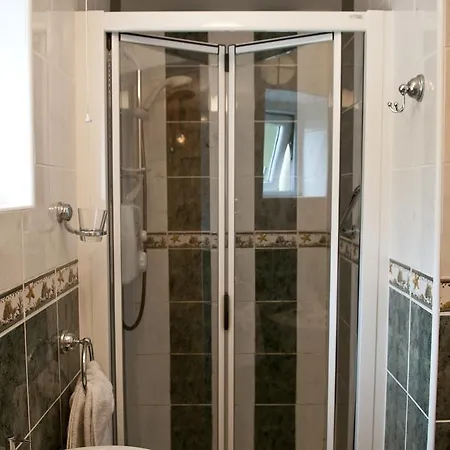 Shamrock House Bed & Breakfast Cill Airne